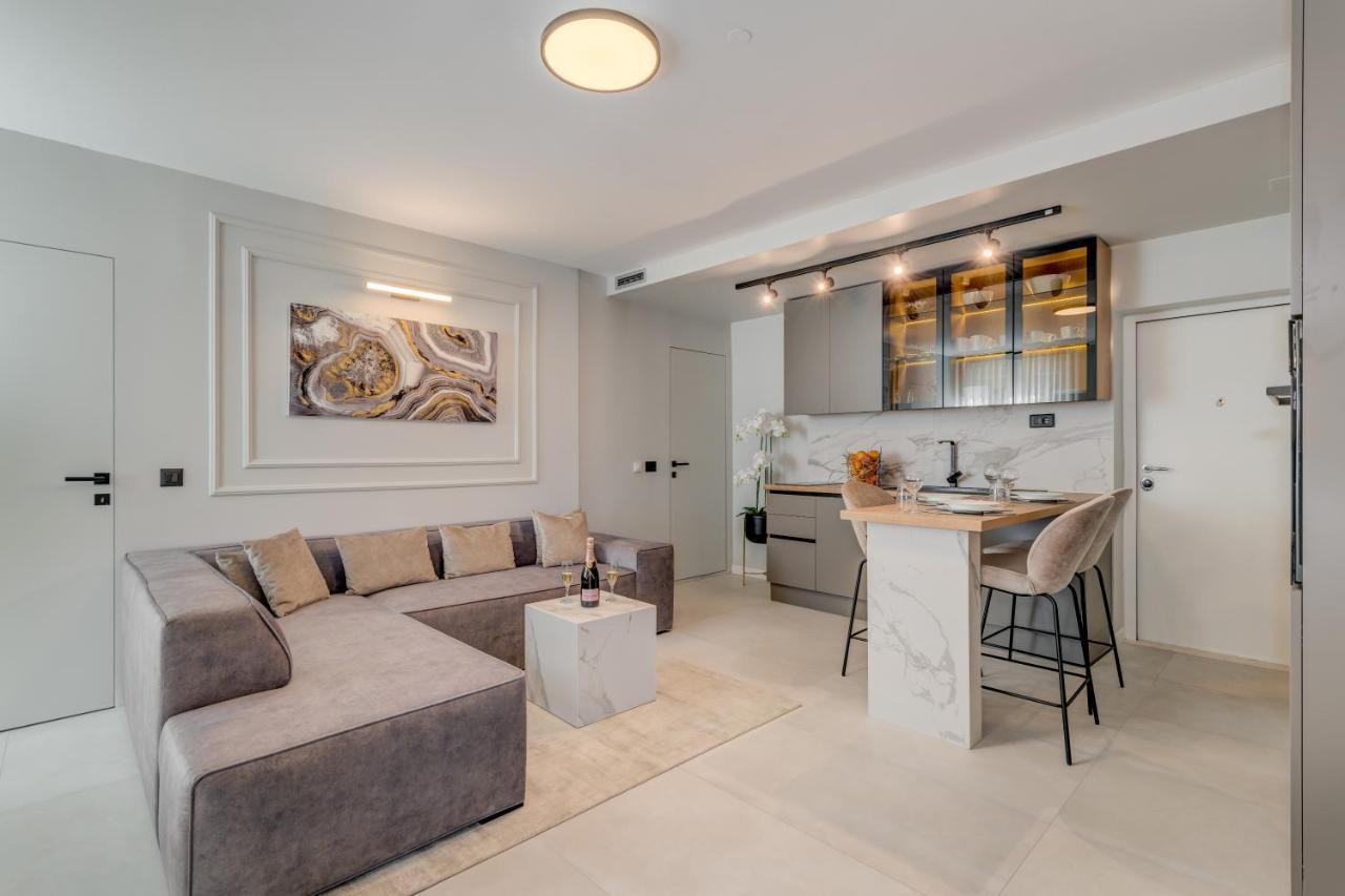Beachfront Apartment สปลิท ภายนอก รูปภาพ